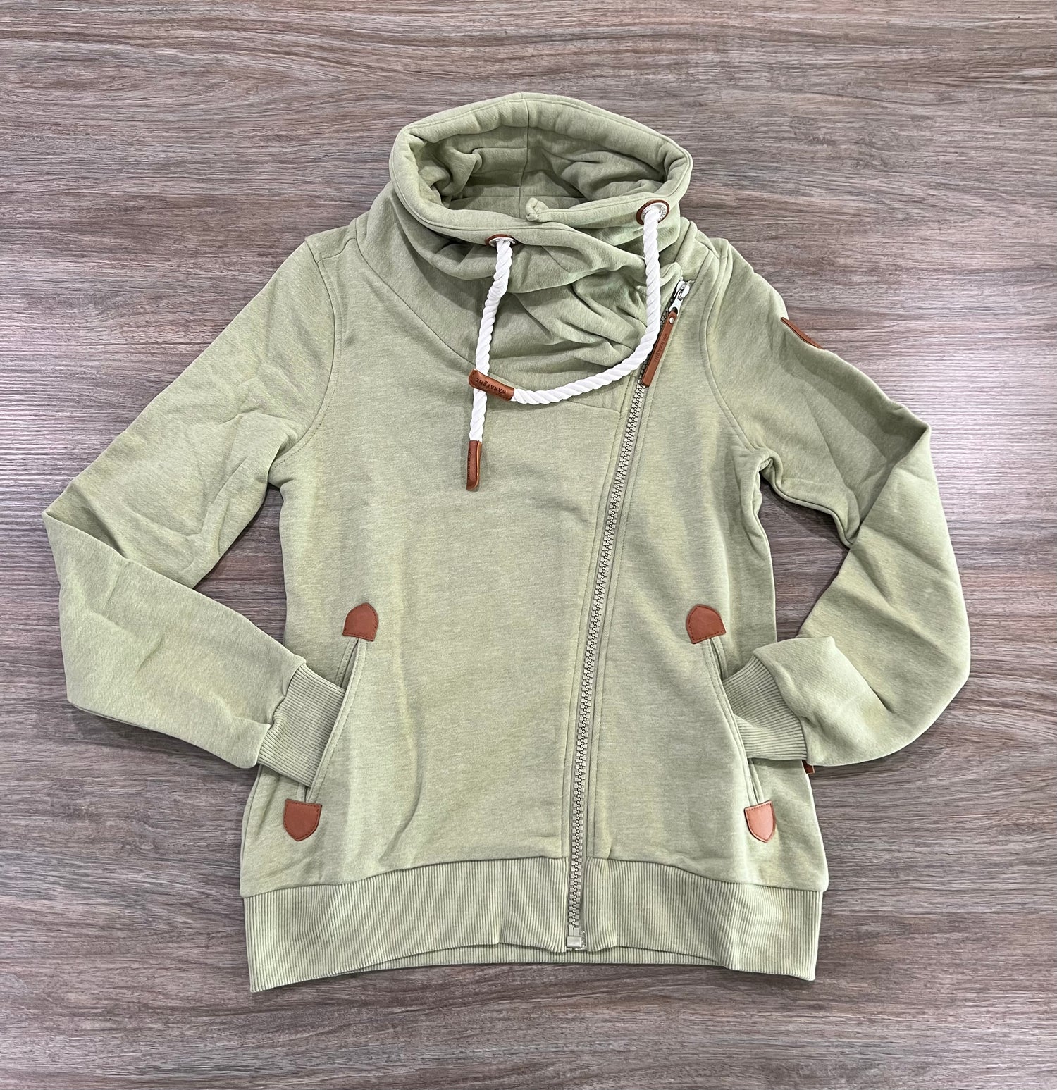Wanakome Sale