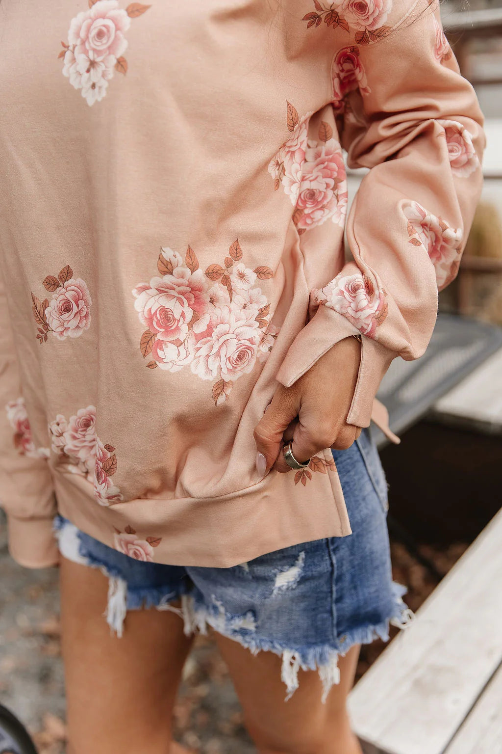 & Ave- University SideSlit Pull Over- Peachy Petals