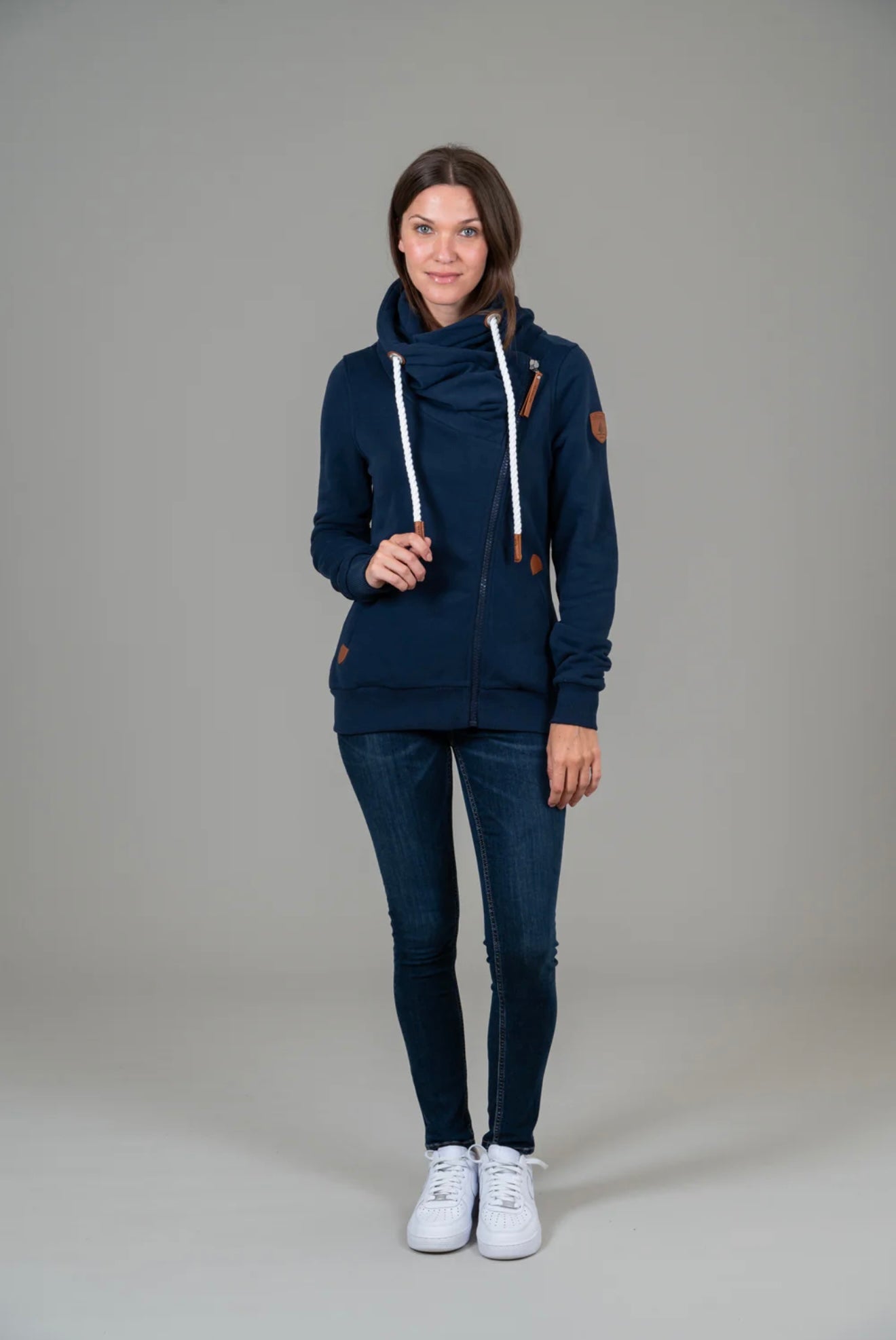 Wanakome- Hestia- Oxford Blue