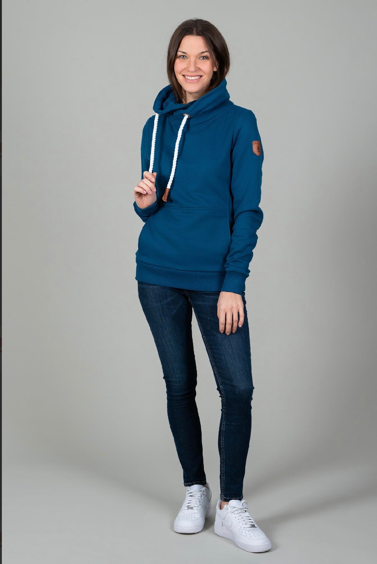 Wanakome- Dionne- Real Teal-S & XL left