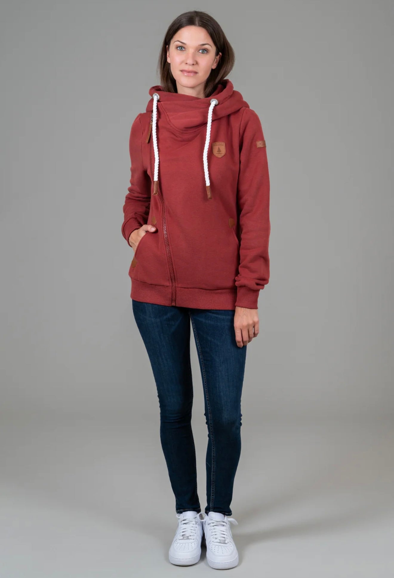 Wanakome- Athena- Rustic Red