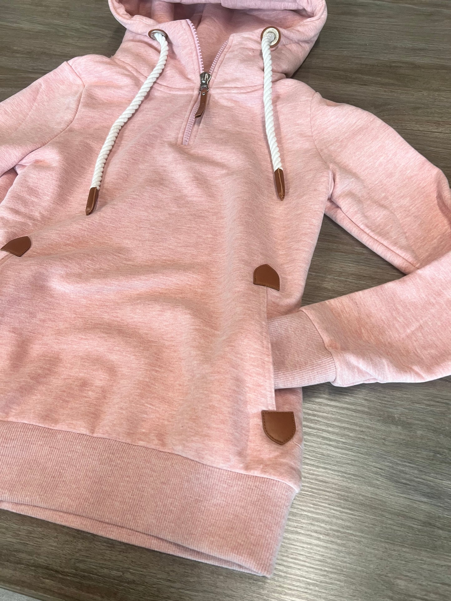 Wanakome- Ivy- Heathered Pink- L & XL left