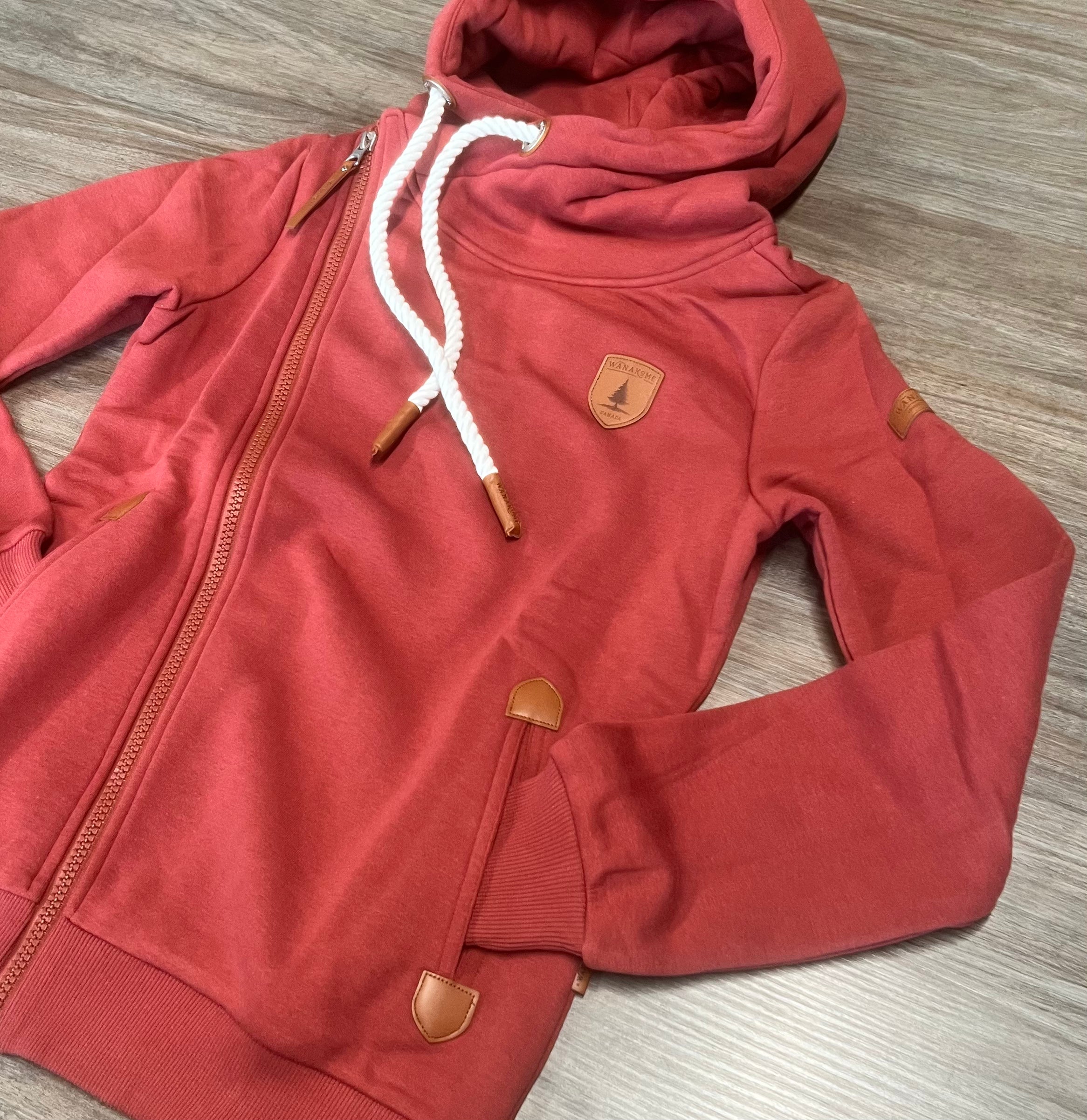Wanakome- Athena- Rustic Red