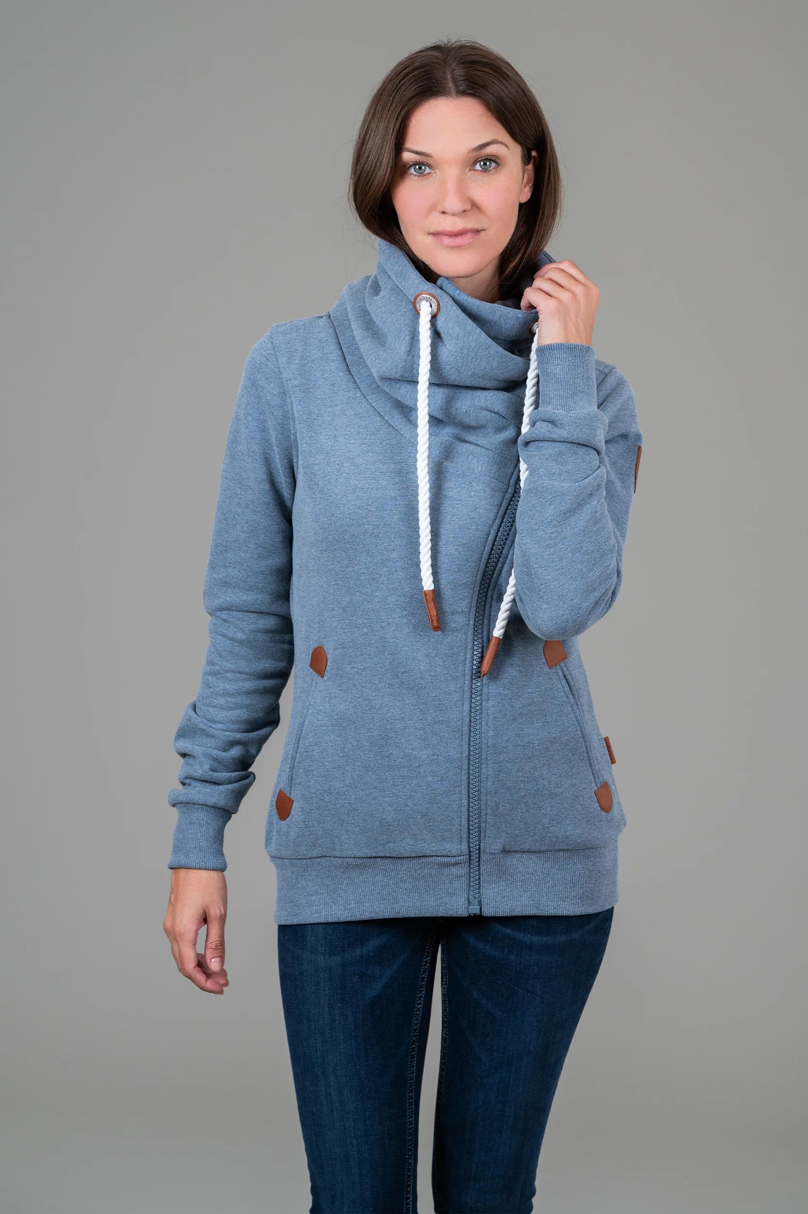 Wanakome- Hestia- Heathered Blue